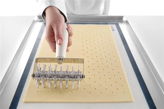 Rolka do ciasta dziurkująca  Wariant podstawowy