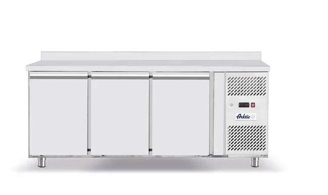 Stół chłodniczy Profi Line 3-drzwiowy z agregatem bocznym, linia 700 Wariant podstawowy